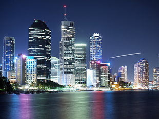 photography of city buildings, brisbane cbd, kangaroo point HD wallpaper