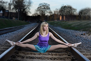 women's purple tank top and blue skirt, ballerina, women, railway, model