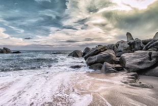 rocks beside beach, koh samui HD wallpaper