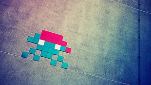 teal and pink puzzle toy, Space Invaders, digital art HD wallpaper