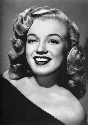 Marilyn Monroe portrait HD wallpaper