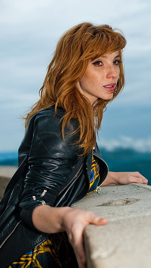 woman wearing black leather jacket HD wallpaper