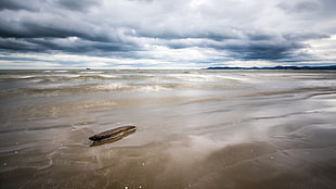 gray sand near ocean under blue sky during day time, dublin, ireland HD wallpaper