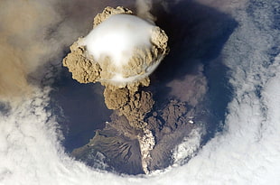 top of volcano, volcano, eruptions, aerial view, island HD wallpaper