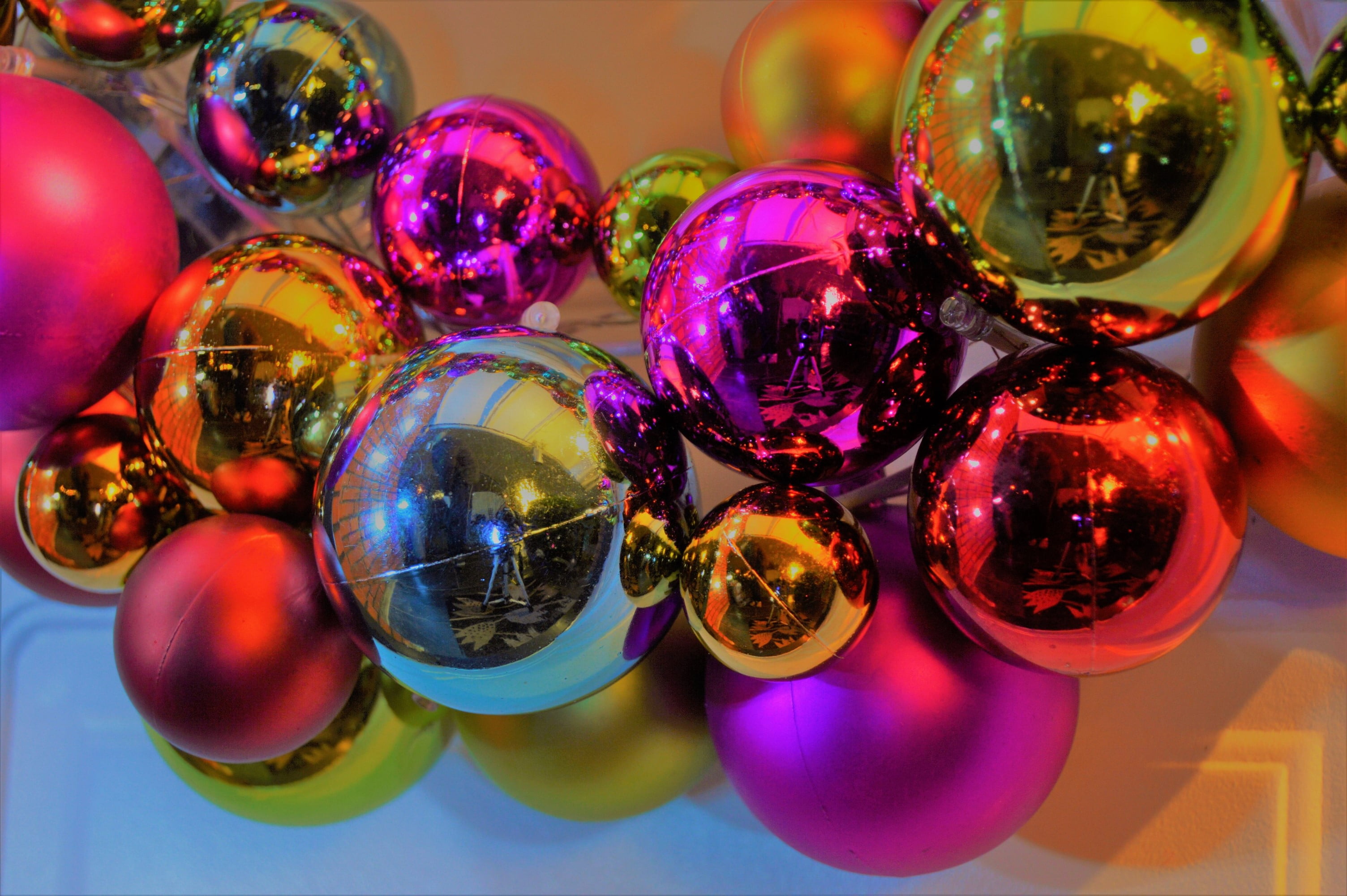 assorted-color Christras ornament lot