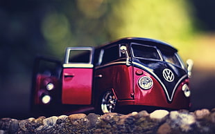 red and black Volkswagen Samba die-cast model, macro, car, Volkswagen, miniatures