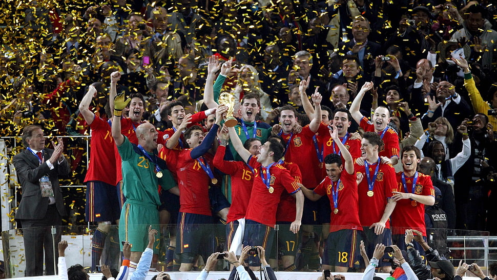 men's white crew-neck T-shirt, FIFA World Cup, Spain HD wallpaper