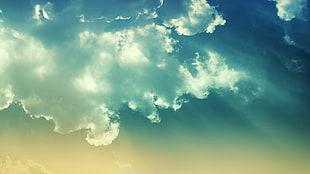 blue and white cloudy sky, sky, clouds, sun rays