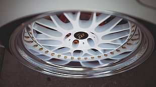 white multi-spoke wheel and vehicle tire, rims, Wheelie, car HD wallpaper