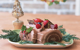 strawberry chocolate cake HD wallpaper