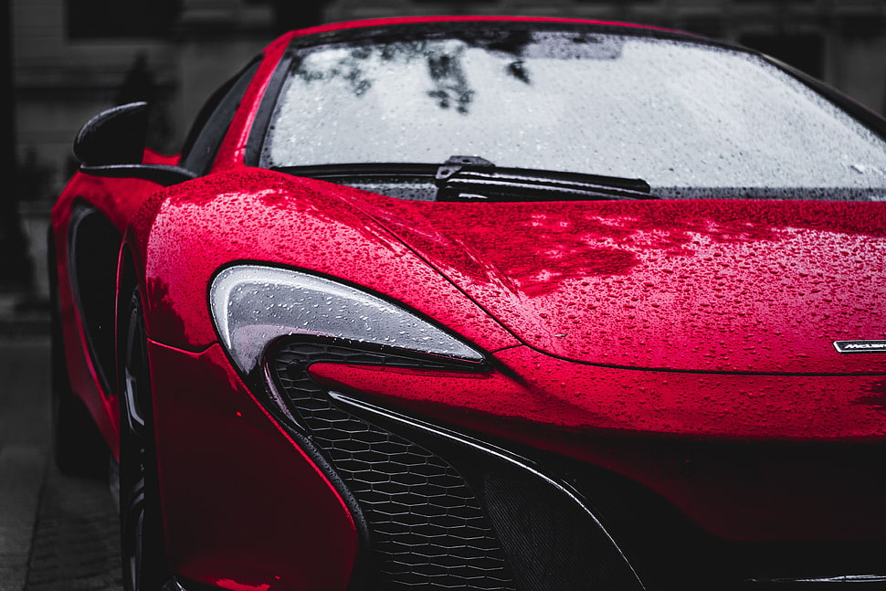 red McLaren 675 LT HD wallpaper