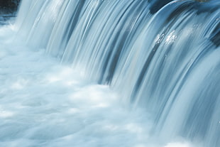 closeup photo of flowing water