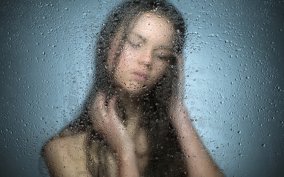 woman behind frost glass HD wallpaper