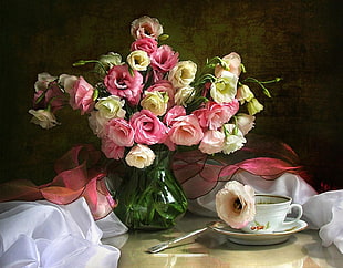 selective focus photography of flower arrangement HD wallpaper
