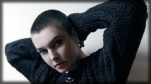 woman wearing black sweater HD wallpaper