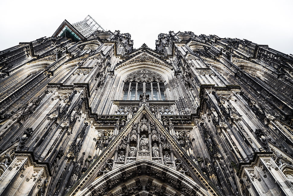 gray and white concrete cathedral HD wallpaper