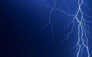 photo of lightning strike