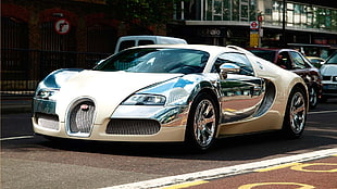 white Bugatti Veyron