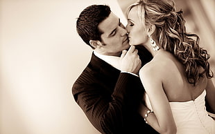 bride and groom kiss sepia photography HD wallpaper