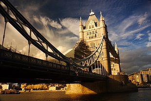 London Bridges HD wallpaper