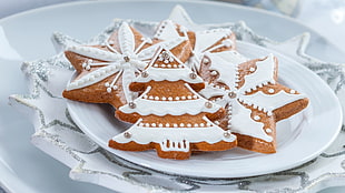 brown and white pastry on round white ceramic plate