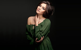 women's green off-shoulder blouse HD wallpaper