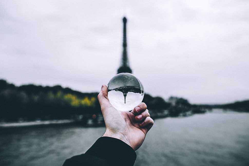 Paris, Eiffel Tower, reflection, sphere HD wallpaper