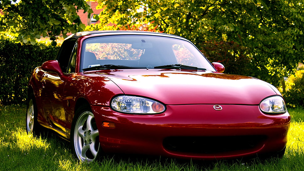 red Mazda car, mx5, Mazda, grass, trees HD wallpaper