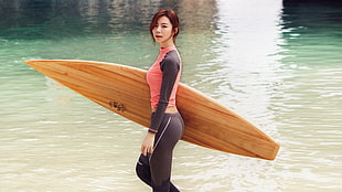 women's black and red wet suit, Korean, surfboards, women, beach