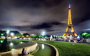 Paris Eiffel Tower during night times HD wallpaper