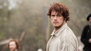 men's gray dress shirt, Outlander, TV, Sam Heughan HD wallpaper