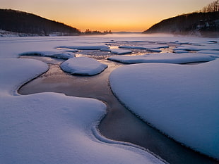 photo of frozen lake HD wallpaper