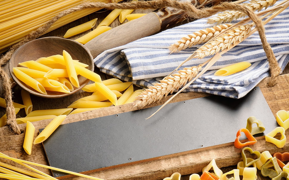 yellow pesto pastas lot HD wallpaper