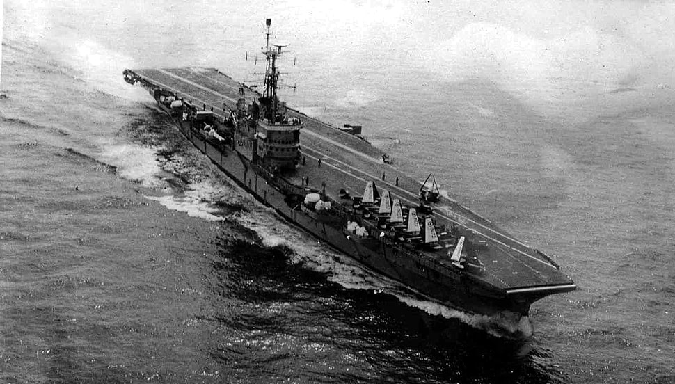 gray battleship, Indo-Pak War 1971, INS Vikrant (R11), Indian-Navy, monochrome HD wallpaper