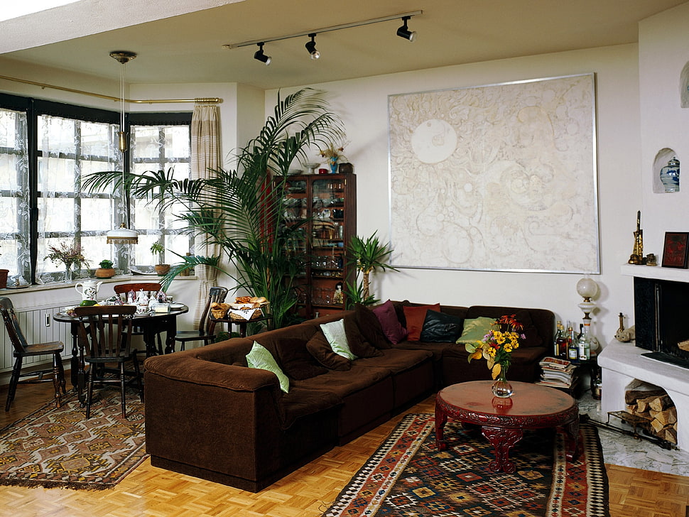 brown sectional couch with throw pillows HD wallpaper