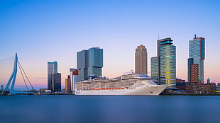 cruise ship, cityscape, ship, cruise ship, bridge HD wallpaper