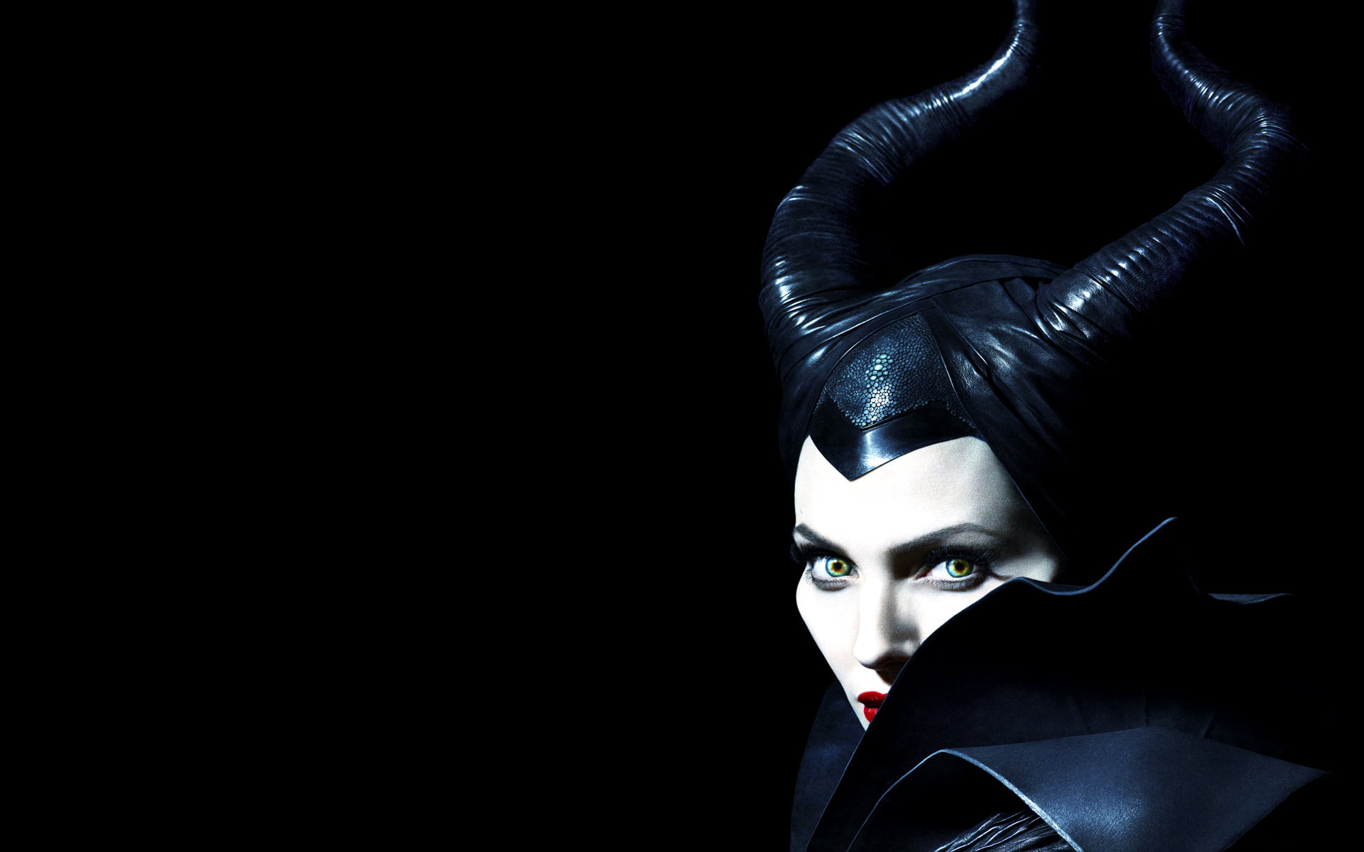 Angelina-Jolie-Maleficent-2014-Movie-Wallpaper | ELLE