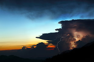 silhouette photo of stormy clouds HD wallpaper