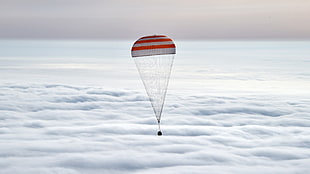 red and white stripe parachute, Roscosmos State Corporation, NASA, Soyuz, parachutes HD wallpaper