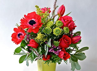 red Rose and green mums flower centerpiece