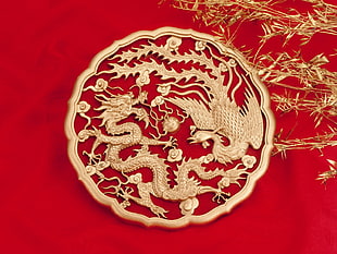 round gold-colored Dragon and Phoenix decor HD wallpaper