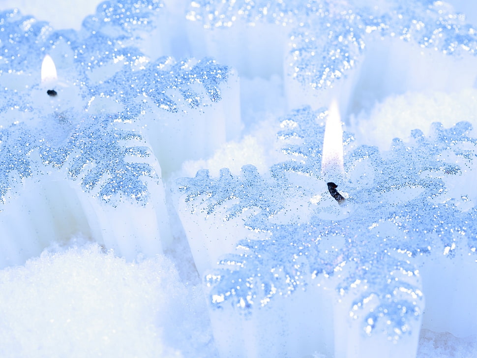 snow flakes candles HD wallpaper