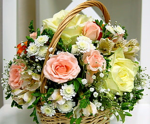 pink, white, and yellow flower bouquet