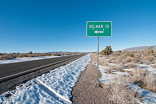 Delmar 15 signboard pointing direction, delamar