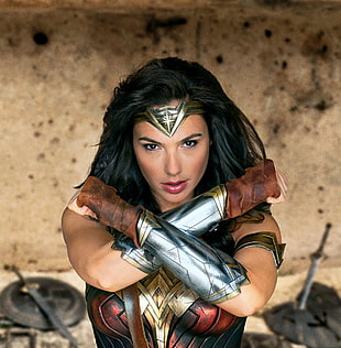 Gal Gadot as Wonder Woman HD wallpaper