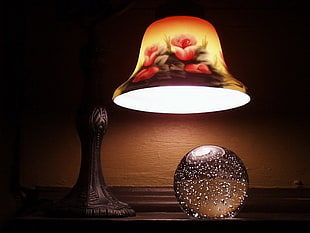 floral lampshaded lighted table lamp