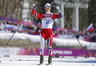 Olympic skier photo during daytime