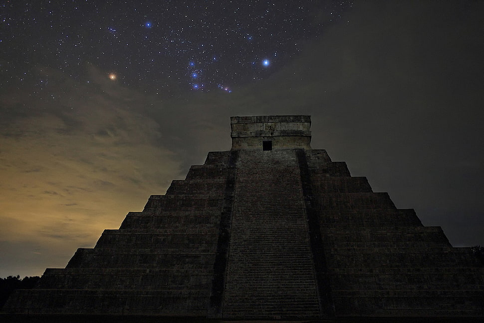 black and gray concrete building, Chichen Itza, night, sky, pyramid HD wallpaper