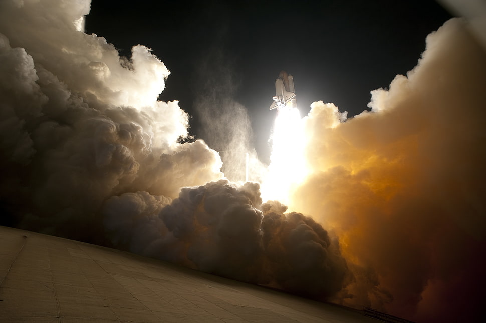 view of space shuttle HD wallpaper