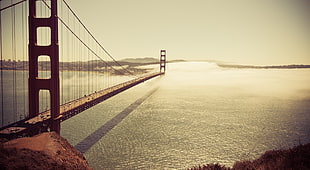white and red wooden bed frame, bridge, Golden Gate Bridge, USA, California